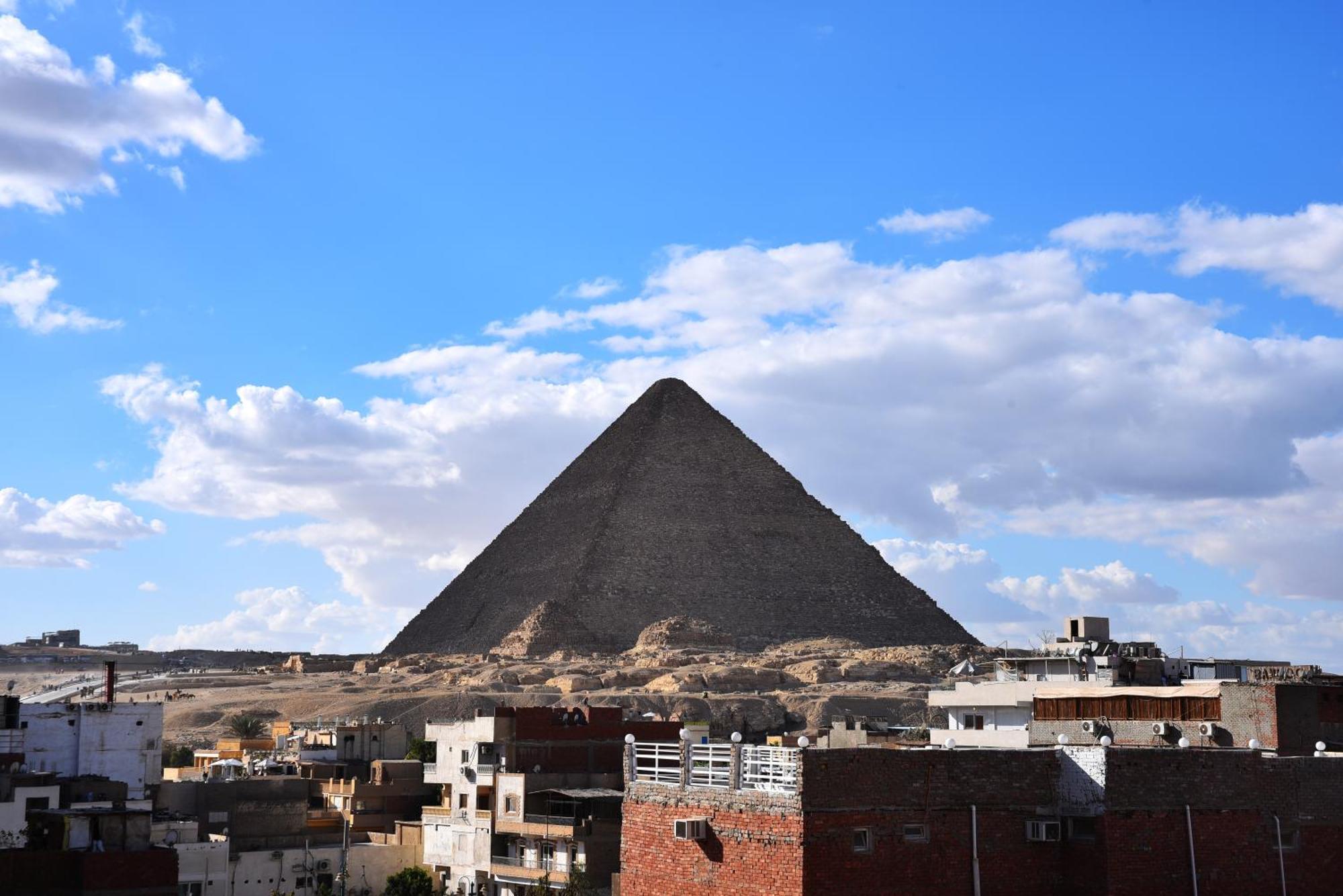 Pyramids Temple Guest House Kafrat al Jabal ภายนอก รูปภาพ